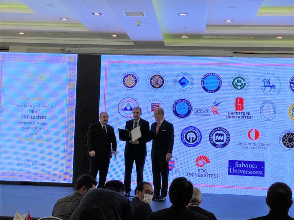 tarihi-bir-basariya-imza-atan-universitemiz-arastirma-universitesi-secildi-4492
