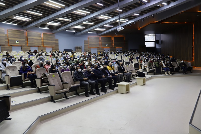 universitemizde-ogrencilere-yonelik-tubitak-2209-a-proje-yazma-egitimleri-verildi-4496