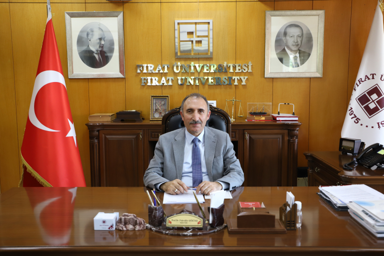 rektor-prof-dr-goktasin-29-ekim-cumhuriyet-bayrami-mesaji-5212