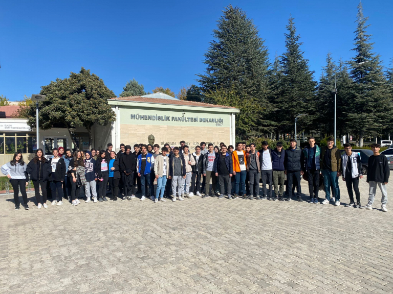 universitemiz-final-akademi-ogrencilerini-agirladi-5229