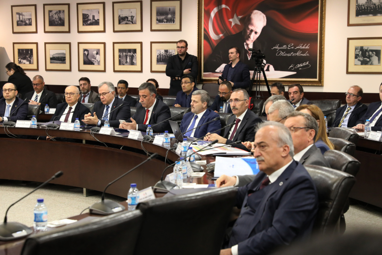 universitemiz-rektoru-prof-dr-goktas-arastirma-universiteleri-toplantisina-katildi-5490