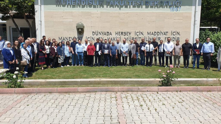 universitemiz-muhendislik-fakultesi-akademisyenleri-odullendirildi-5553
