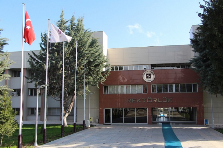 avrupa-genelinde-fonlanmaya-hak-kazanan-5-projeden-biri-universitemize-ait-5776