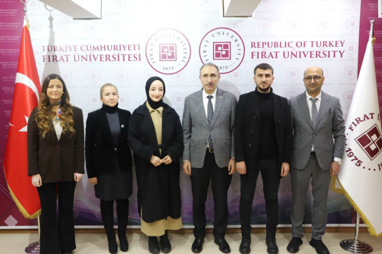 universitemiz-genc-iletisimciler-yarismasinda-birincilik-ve-ucunculuk-odullerine-layik-goruldu-5868