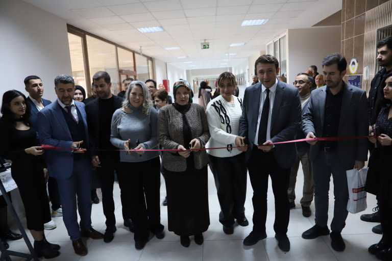universitemiz-teknik-bilimler-myoda-tasarim-urunleri-sergisi-ve-okuma-salonunun-acilisi-yapildi-5950