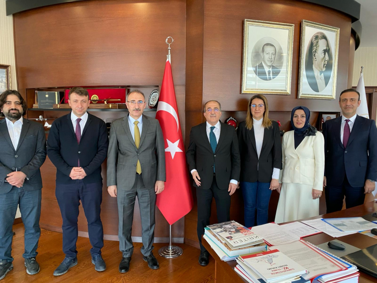 rektorumuz-prof-dr-goktas-bakan-yardimcisi-alpayi-ziyaret-etti-5983
