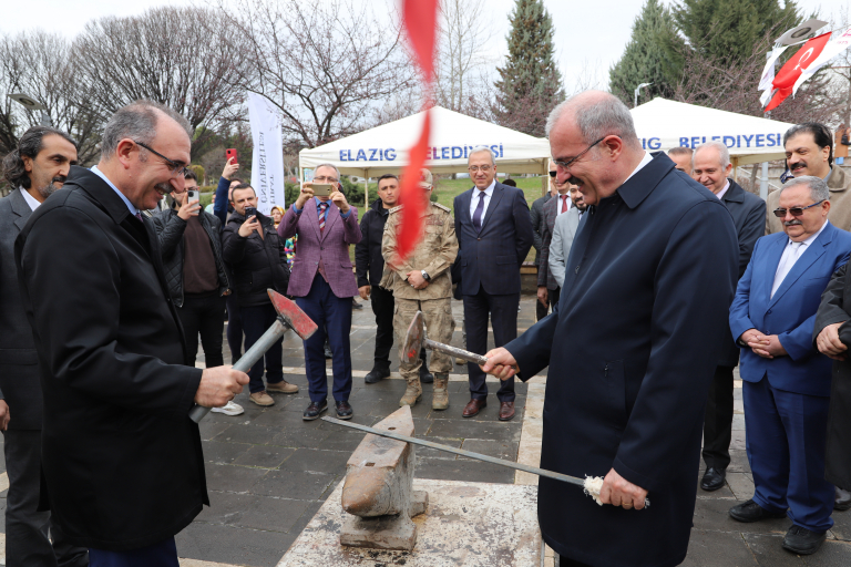 universitemizde-nevruz-bayrami-kutlandi-6041