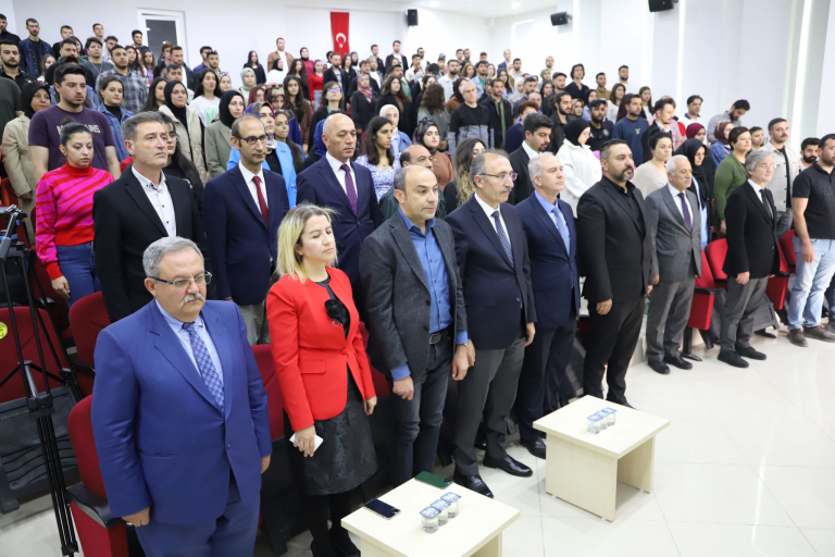 universitemizde-dezanformasyon-konulu-konferans-duzenlendi-6133