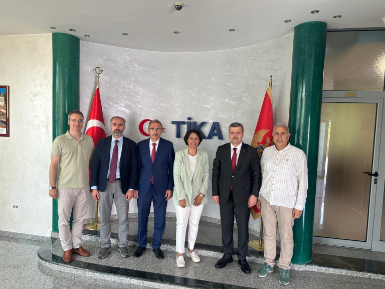 rektorumuz-prof-dr-fahrettin-goktas-tika-podgoritsa-koordinatoru-nihal-ersoyu-ziyaret-etti-6196