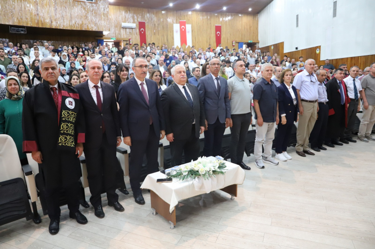 veteriner-fakultesinde-yemin-toreni-duzenlendi-6252