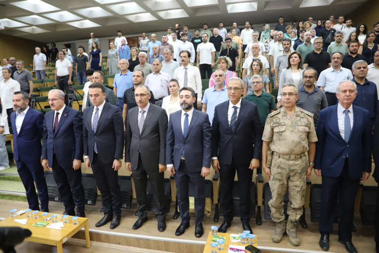 universitemizde-15-temmuz-konferansi-duzenlendi-6287
