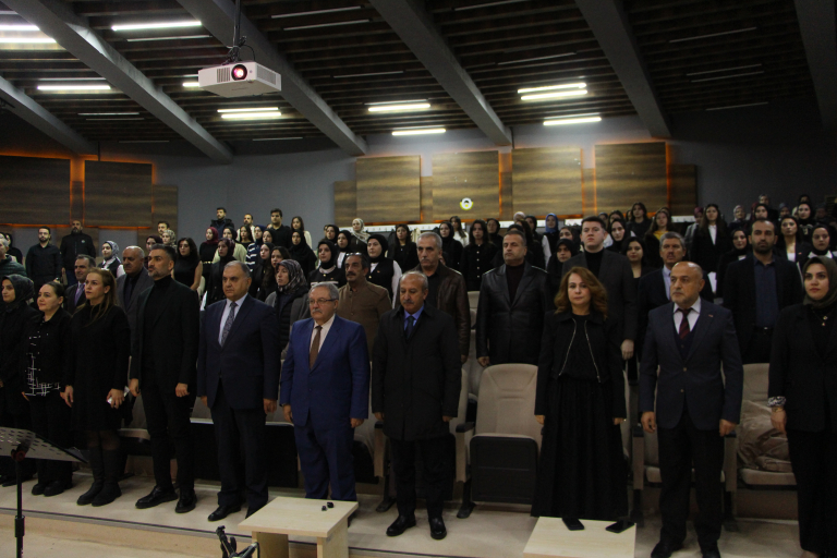 universitemiz-egitim-fakultesinde-beyaz-onluk-giyme-toreni-duzenlendi-7138