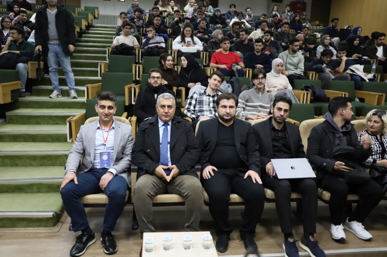 universitemizde-dunyaya-acilan-urunler-gelistirme-konulu-panel-duzenlendi-7150